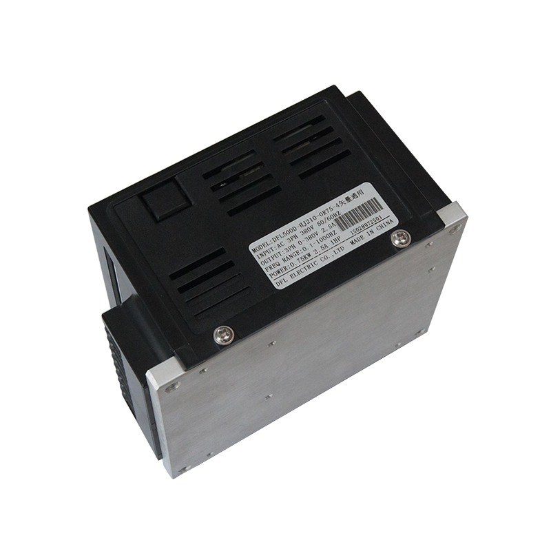 DFL500D通用變頻器，小體變頻器，變頻調(diào)速器，變頻器生產(chǎn)廠家